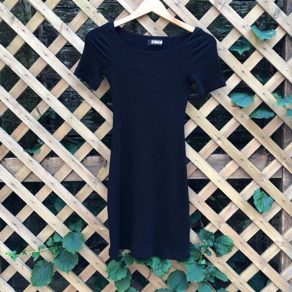 BLACK CABLE KNIT DRESS. REFORMATION DRESS!